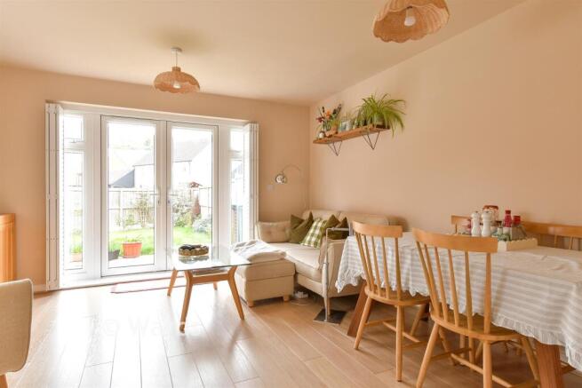 Lounge/Diner