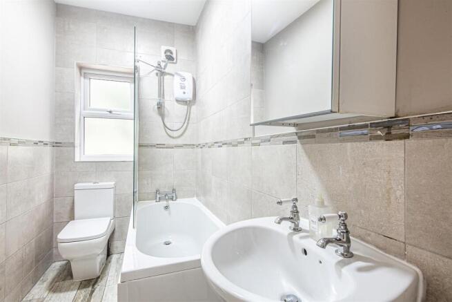 3 bed Terraced to rent Image 6