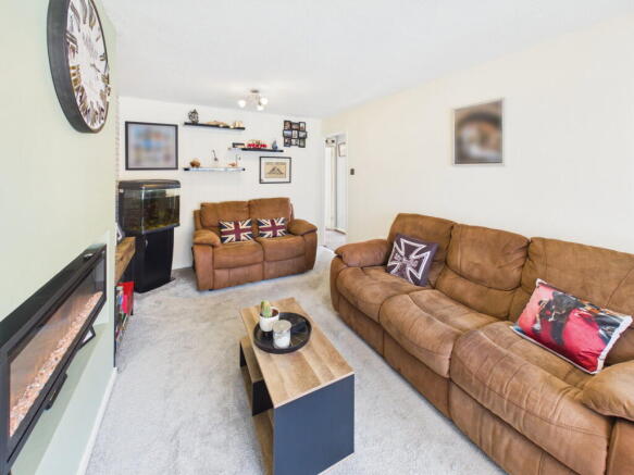 2 bed Semi-Detached Bungalow for sale Image 3