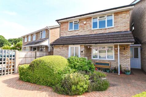 Ferndale Road, New Milton, Hampshire, BH25