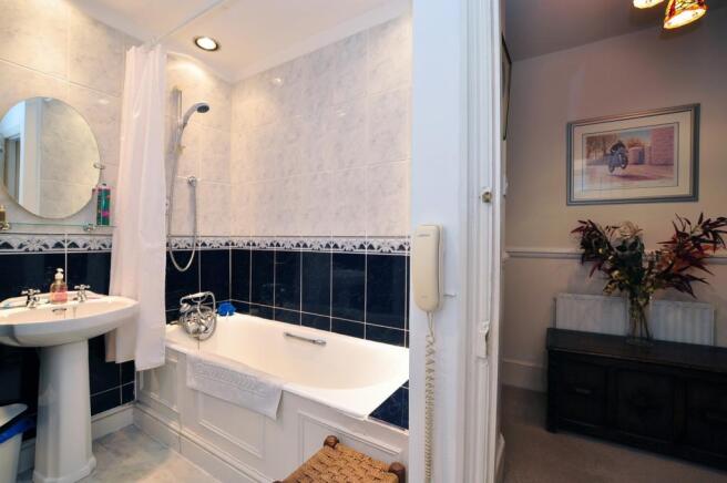 Family bathroom