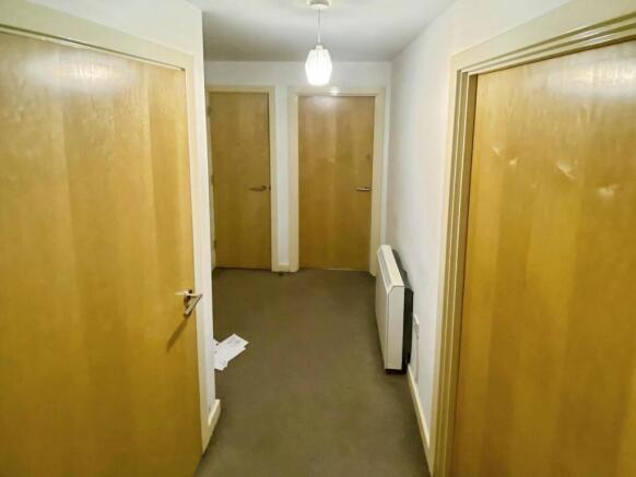 2 bed Apartment for sale Image 5