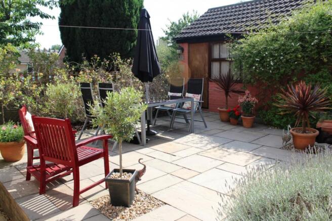 Side Garden 