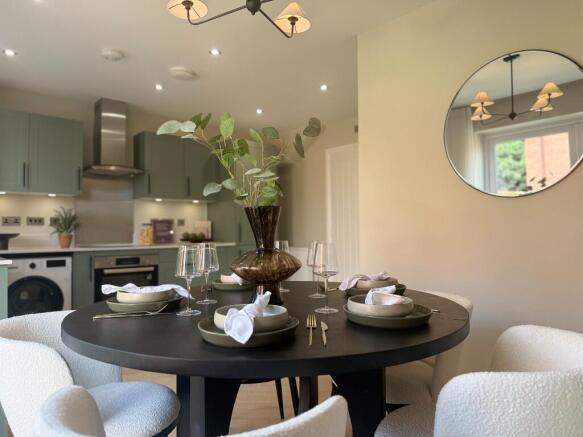3 bed Semi-Detached for sale Image 9