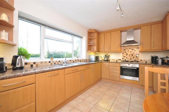 Kitchen/Breakfast Room