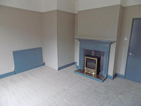 2 bed Apartment to rent Image 7