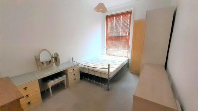 4 Waldrist Flat1 - Bedroom1 photo1.jpg