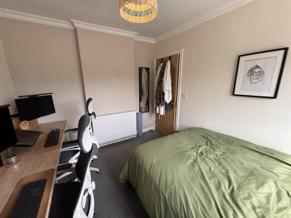 4 bed End of Terrace to rent Image 6