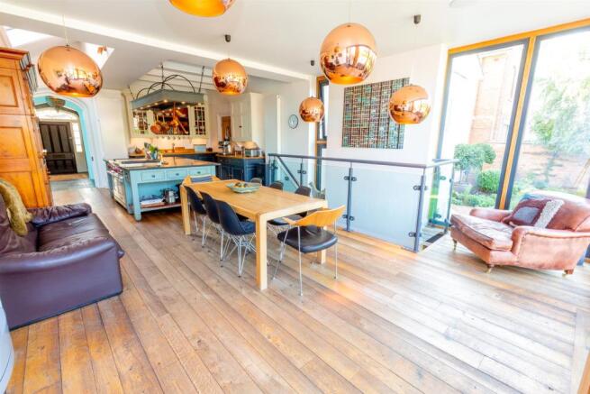 15 LeamTerrace Medium-99.jpg