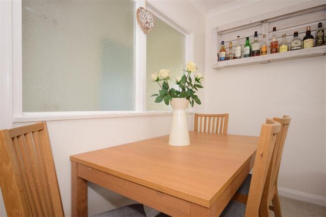 Lounge/Diner