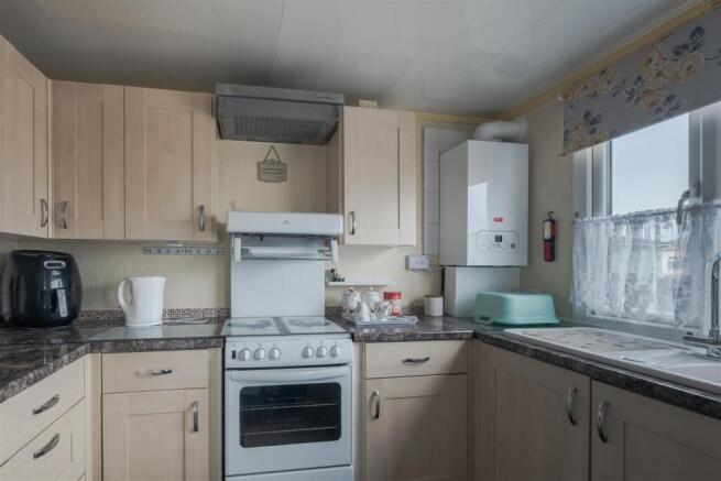 222 West Shore Park (2 of 13).jpg