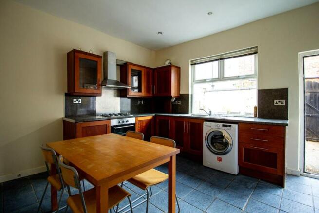 Kitchen 1