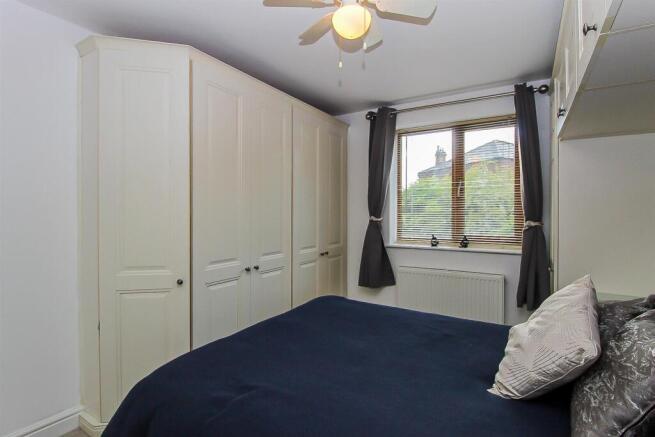 3 bed Semi-Detached for sale Image 10