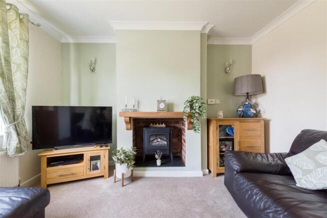 3 bed Semi-Detached for sale Image 7