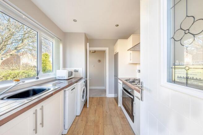 2 bed Semi-Detached for sale Image 9