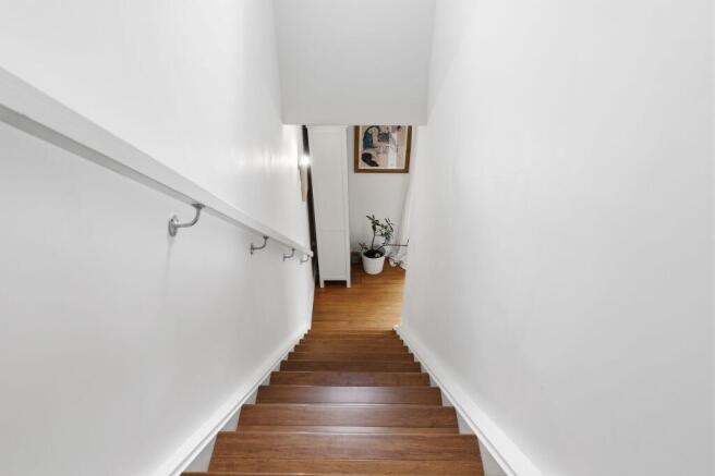 3 bed Terraced for sale Image 10
