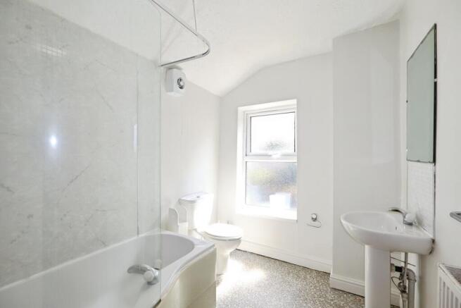 4 bed Terraced for sale Image 10