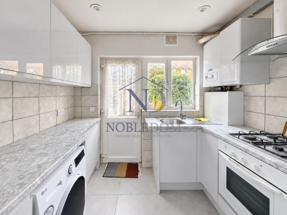 2 BEDROOM GROUND FLOOR MAISONETTE IN ISLEWORTH