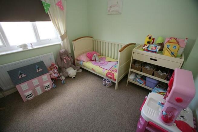 BEDROOM 2