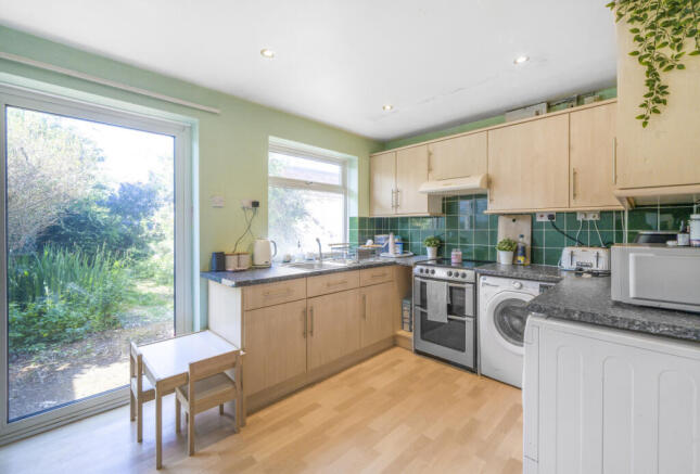 1294347-4-682773c...