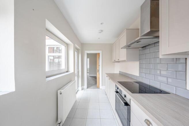 3 bed Terraced for sale Image 9