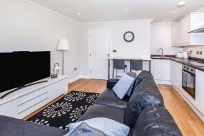 Flat 2, 14 Isambard House, Reid Avenue, Maidenhead SL6 2RY