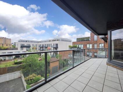 Hodford Road, London