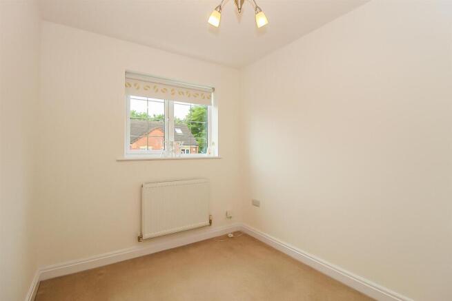 3 bed Town House for sale Image 11