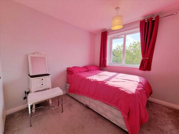 Bedroom 2: