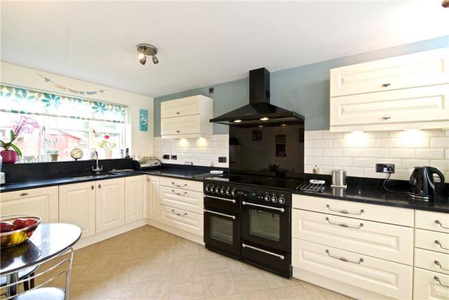 Kitchen/Breakfast