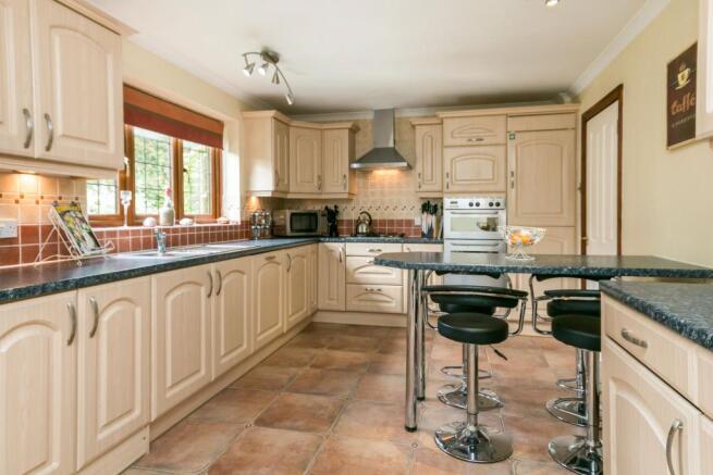 Kitchen/Breakfast Ro