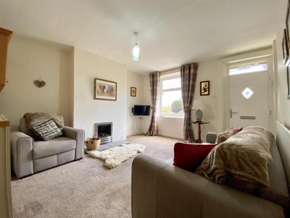 Bramleys Estate Agents - Town End - Golcar (11).jp