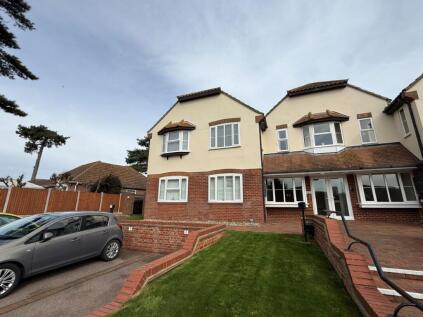 Louise Close, Walton-on-the-naze