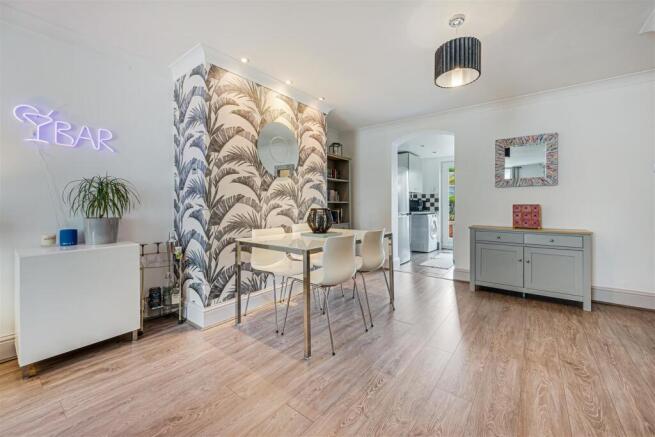 Living/Dining Room