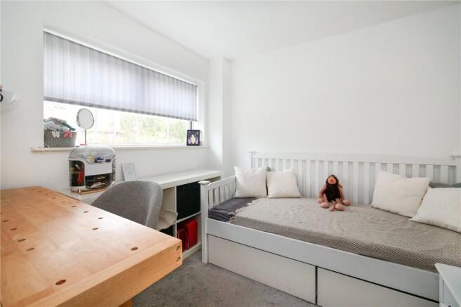 3 bed Terraced for sale Image 8