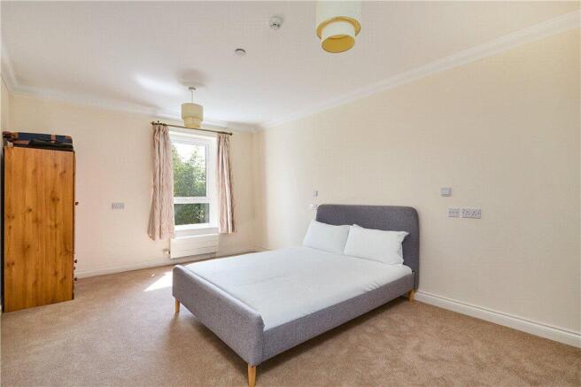 1 bed Apartment for sale Image 6