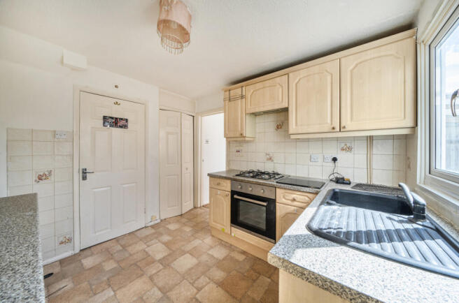 1437608-13-69ce70...