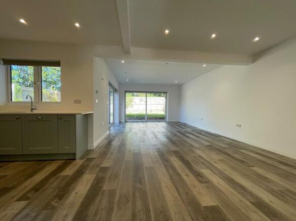 Reception L (2)