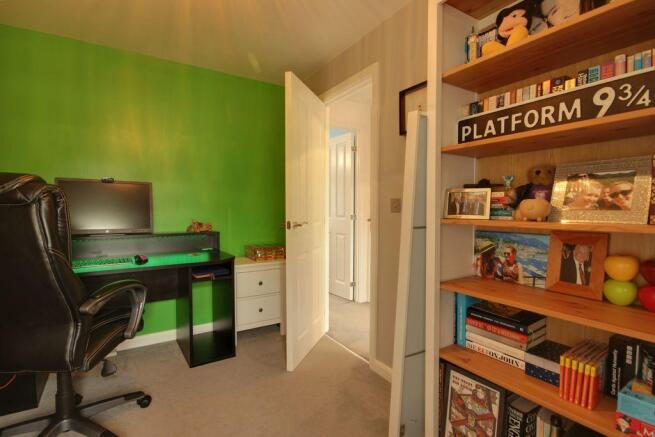 Bedroom 2 (Double)