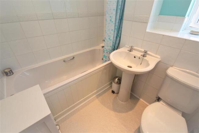 Family Bathroom.jpg