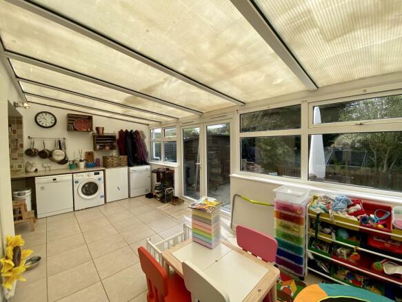 dining area/playroom