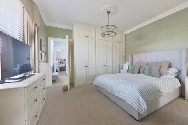 3 bed Detached for sale Image 9