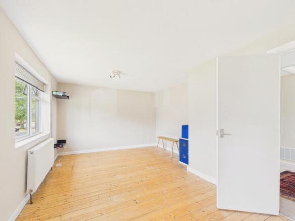 2 bed Semi-Detached for sale Image 12
