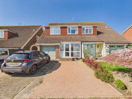 9, Thames Way, Durrington, Worthing BN13 3LA