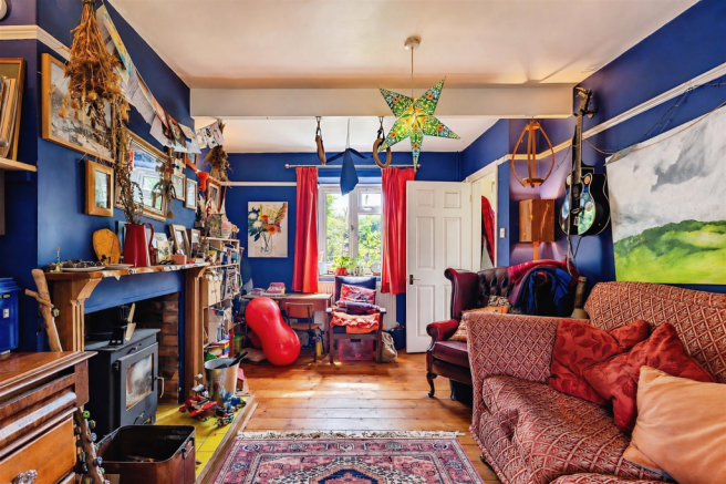 Living Room (2).png