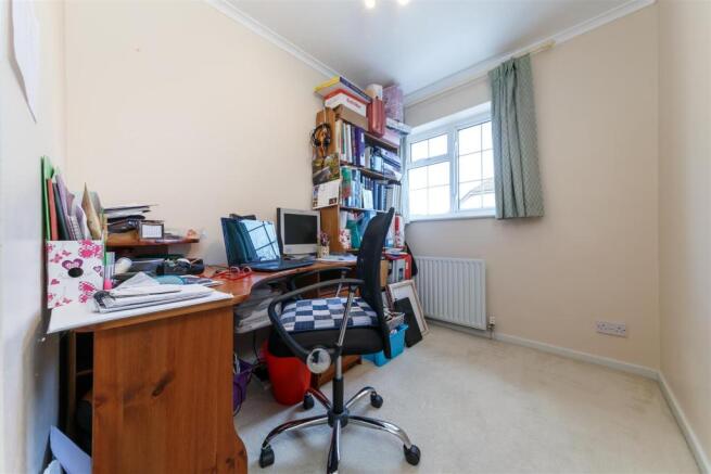 22 Unwin Close (3 of 28).jpg