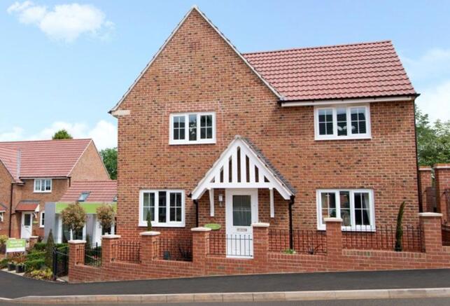 Four bedroom homes in Arnold