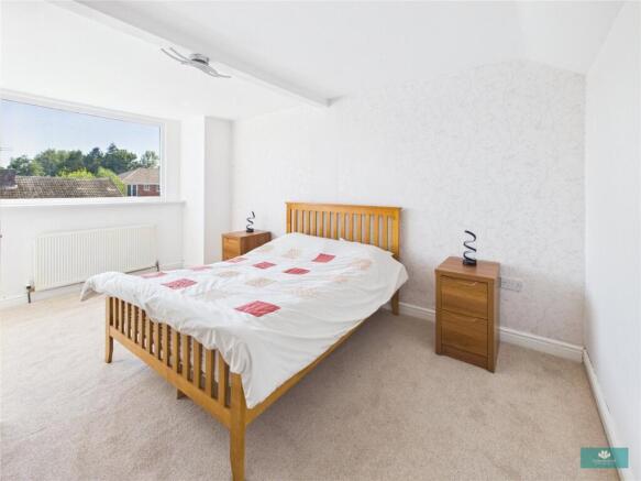 3 bed Bungalow for sale Image 4