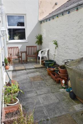 REAR COURTYARD