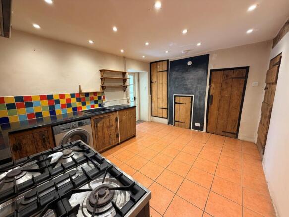 Photo 8